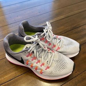 Nike Pegasus 33 women’s running shoe